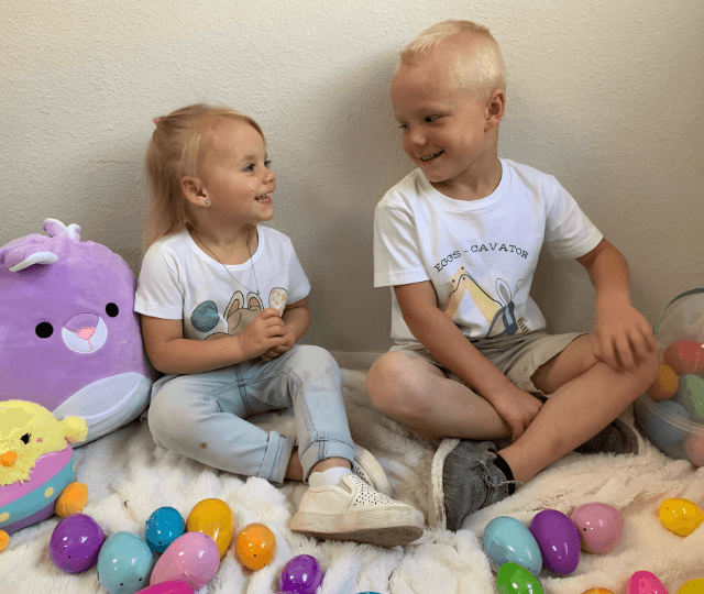 rka-two-kids-playing